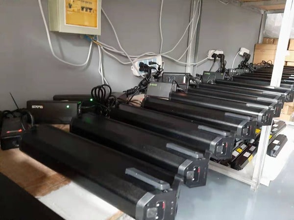 Rows-of-batteries-being-charged