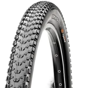 Knobbly, puncture resistant tyres